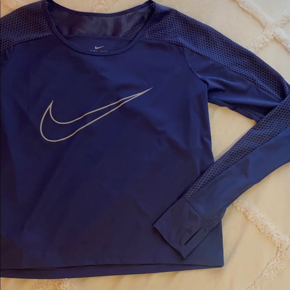 Nike Dr-Fit crop top